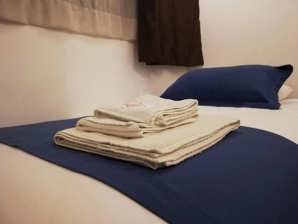 Hostal Joan Sebastian Κίτο Ισημερινός